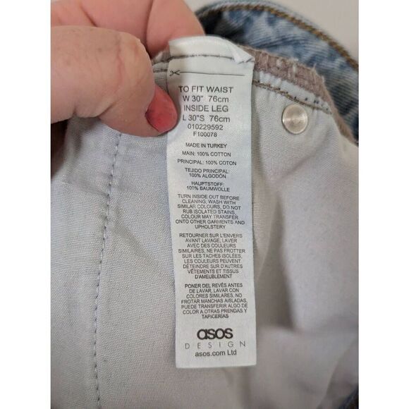 ASOS DESIGN Straight Leg Raw Hem Light Wash Jeans - Size 30 x 30 - Picture 8 of 8